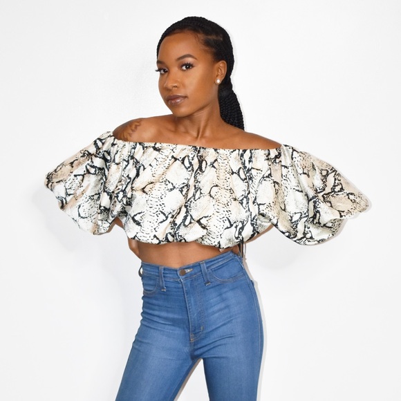 Tops - Venom Snake Print Crop